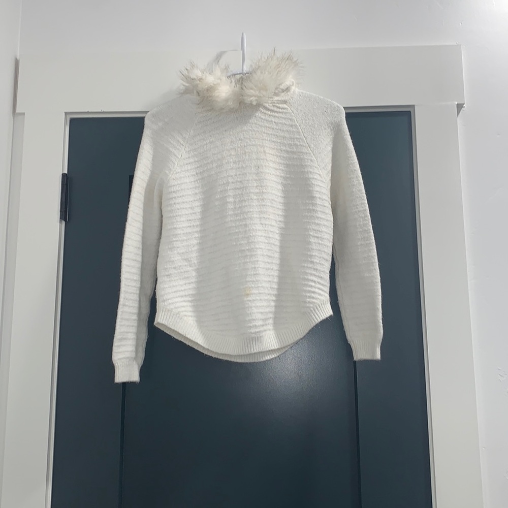 Cat and Jack knit fur hoodie white size 10/12 small stain can be removed